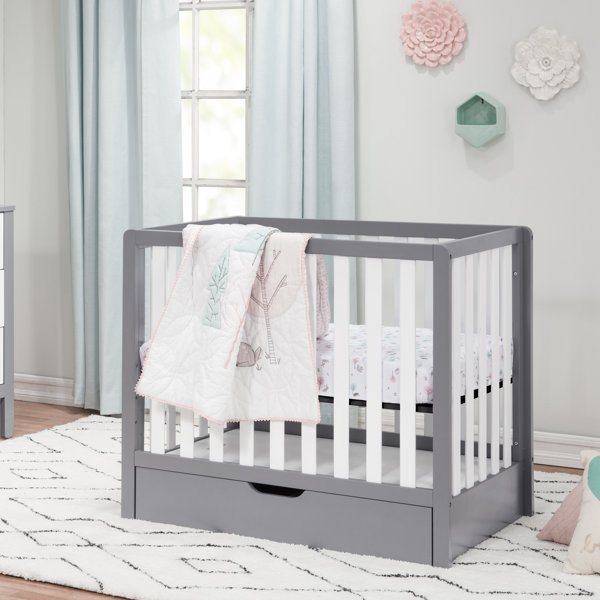 Crib with clearance drawers